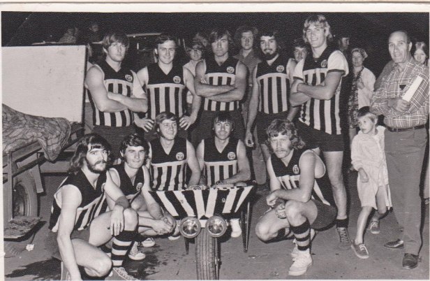 Winning Team: Bob Mitchell, John Butler, ?, Steve Bryson, Mark Clarkson. FR: John Gray, Wally Rodda, ?, Dave Anderson, Lance Paterson.